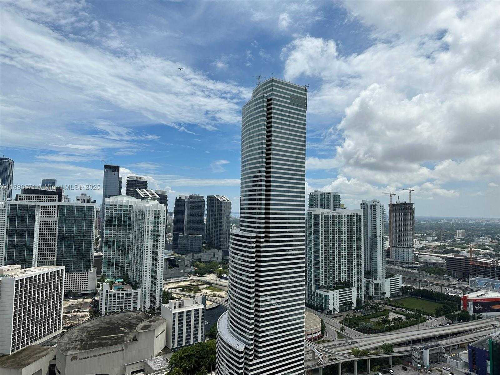 Small Image of 151 SOUTH EAST 1ST ST #2711, Miami Number 8