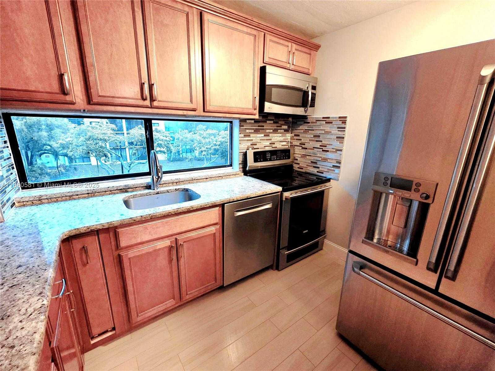 Small Image of 17021 NORTH BAY RD #324, Sunny Isles Beach Number 17