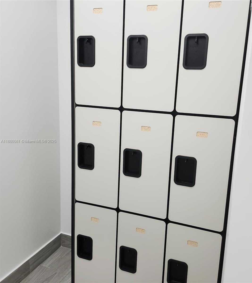 Small Image of 17021 NORTH BAY RD #324, Sunny Isles Beach Number 20