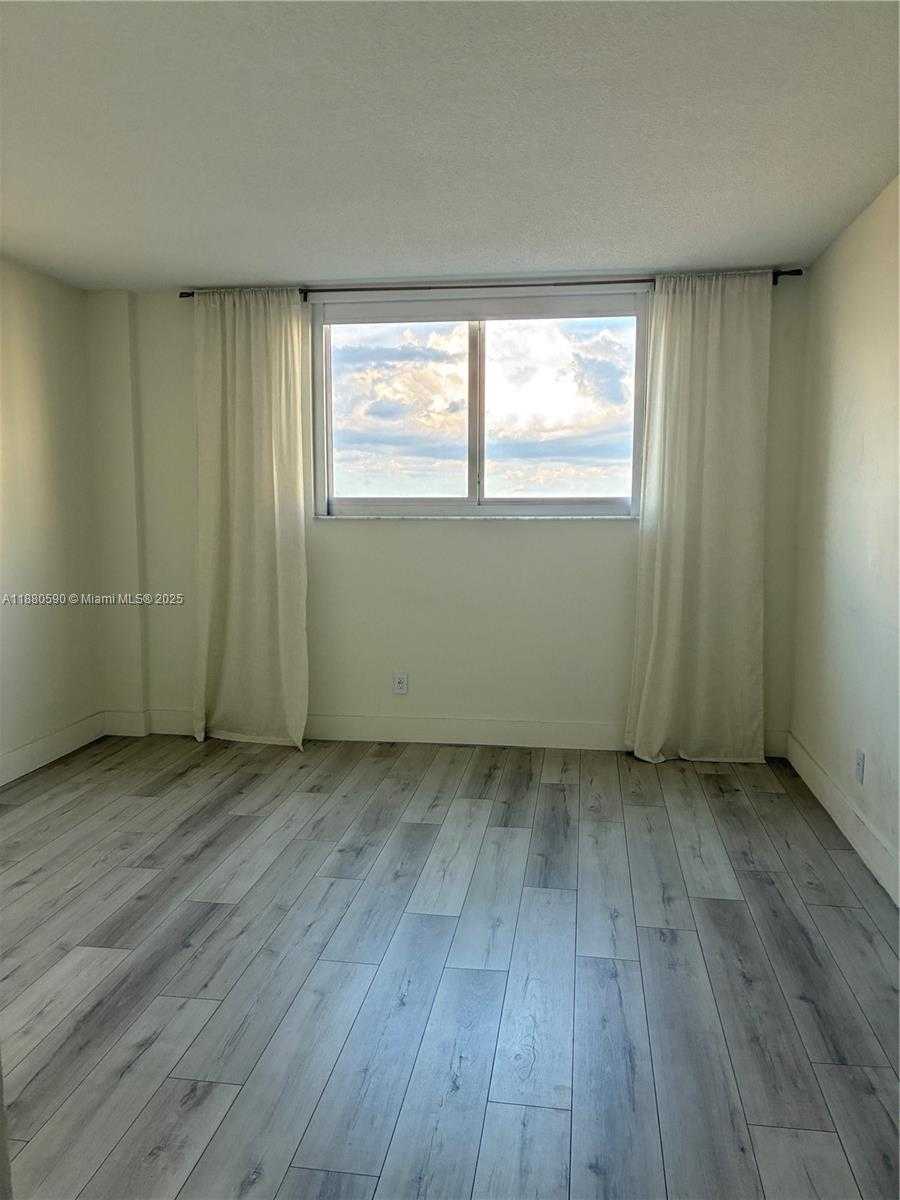 Small Image of 19380 COLLINS AVE #718, Sunny Isles Beach Number 13