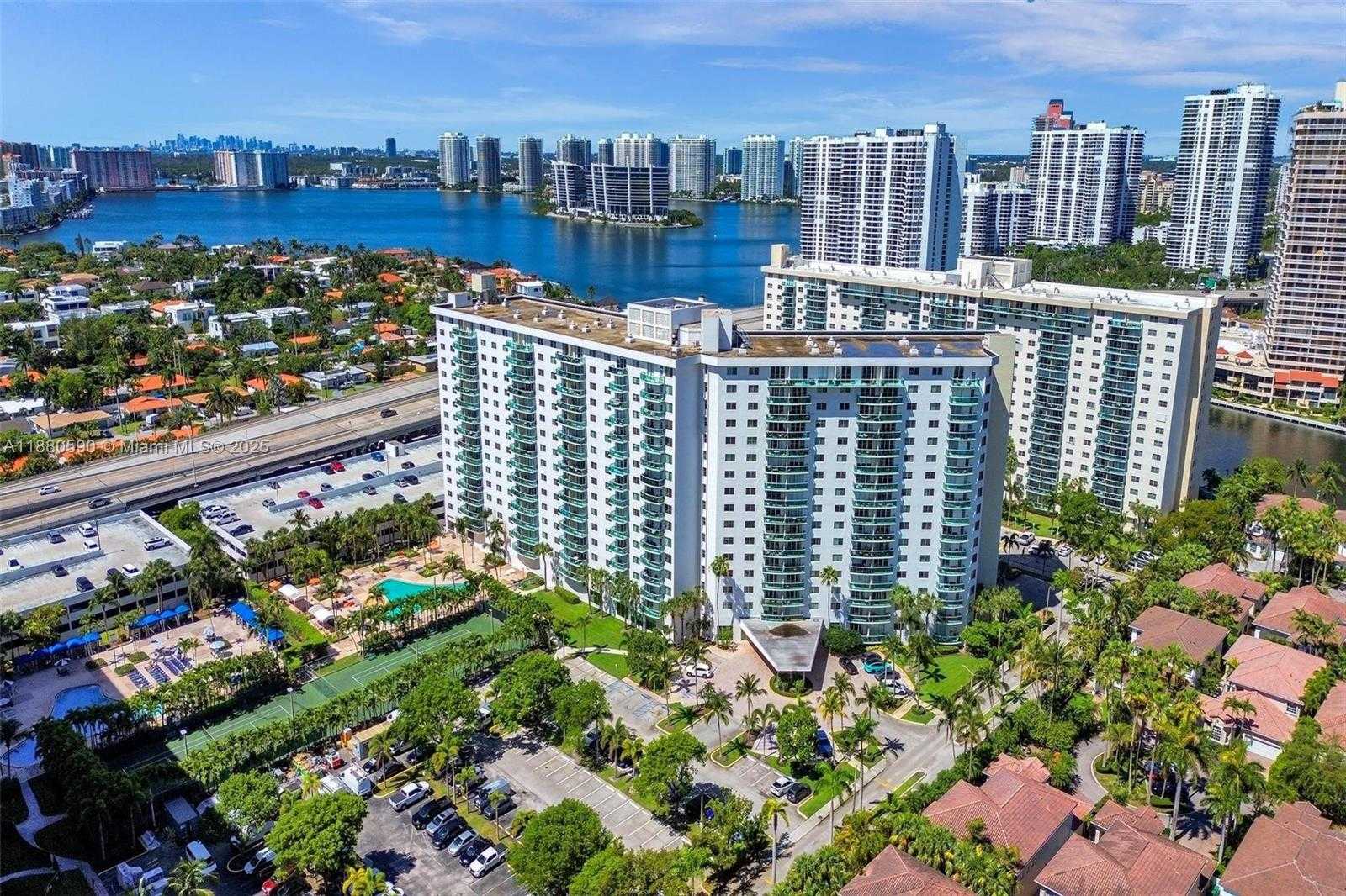 Small Image of 19380 COLLINS AVE #718, Sunny Isles Beach Number 38