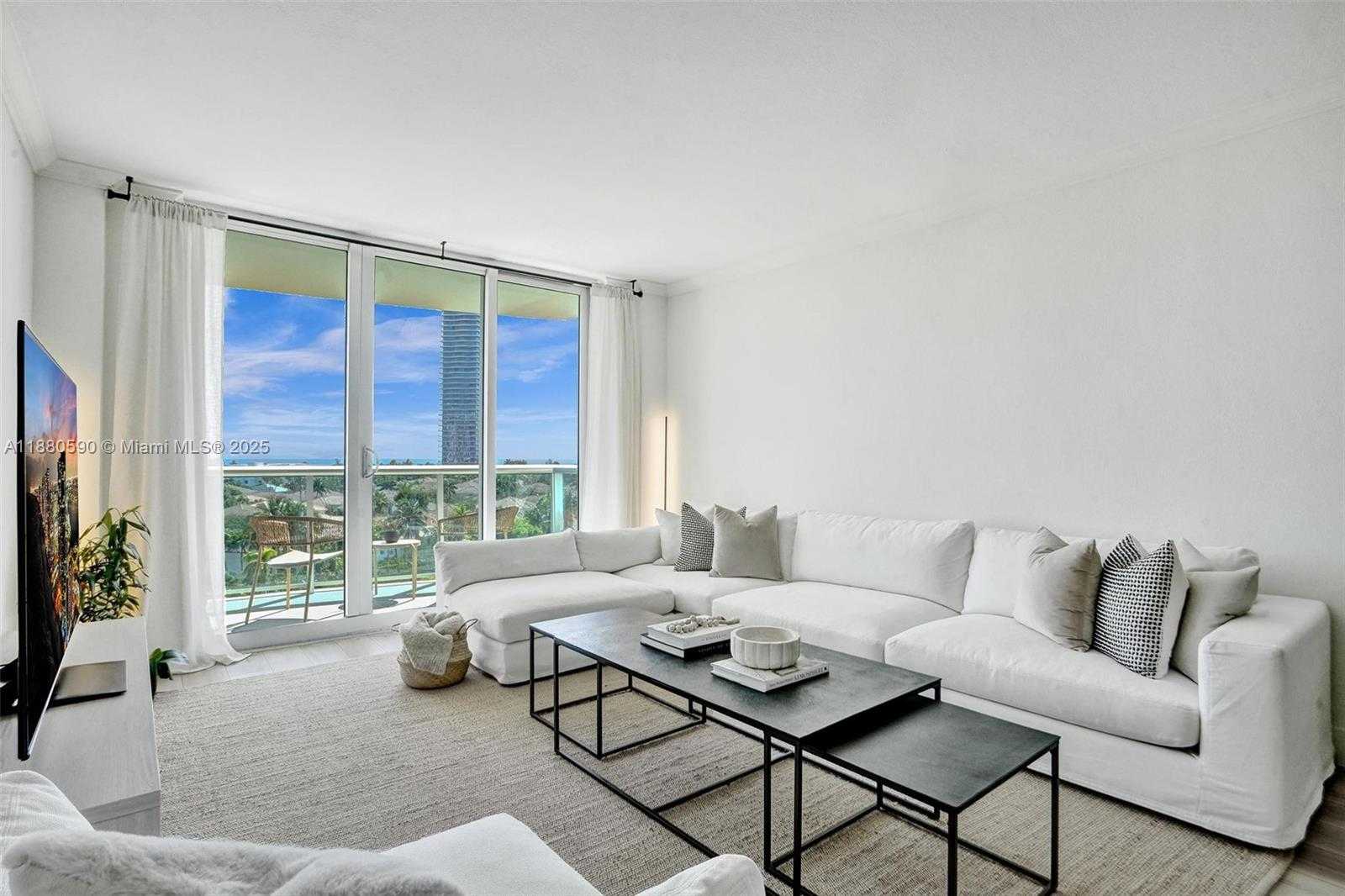 Small Image of 19380 COLLINS AVE #718, Sunny Isles Beach Number 6