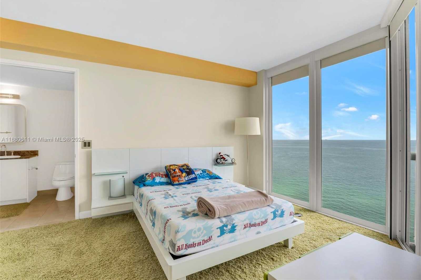 Small Image of 17555 COLLINS AVE #UP-7, Sunny Isles Beach Number 32