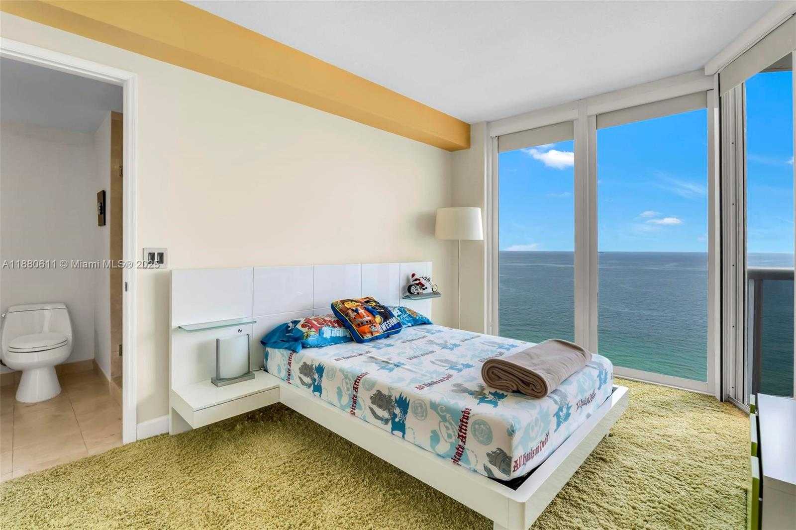 Small Image of 17555 COLLINS AVE #UP-7, Sunny Isles Beach Number 33