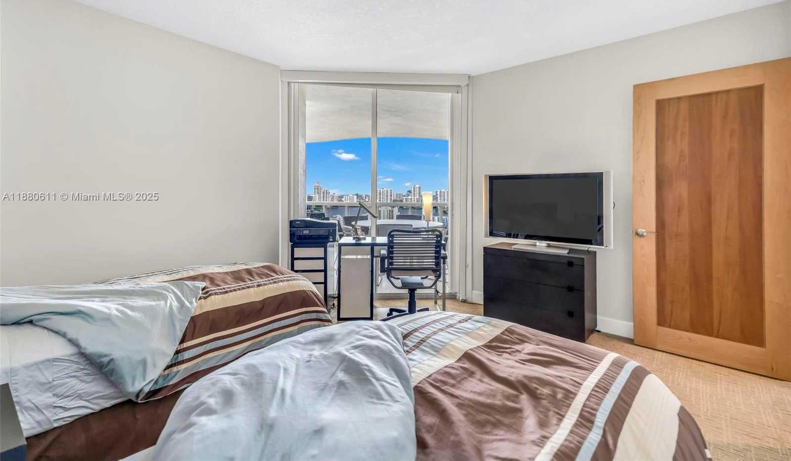 Small Image of 17555 COLLINS AVE #UP-7, Sunny Isles Beach Number 36