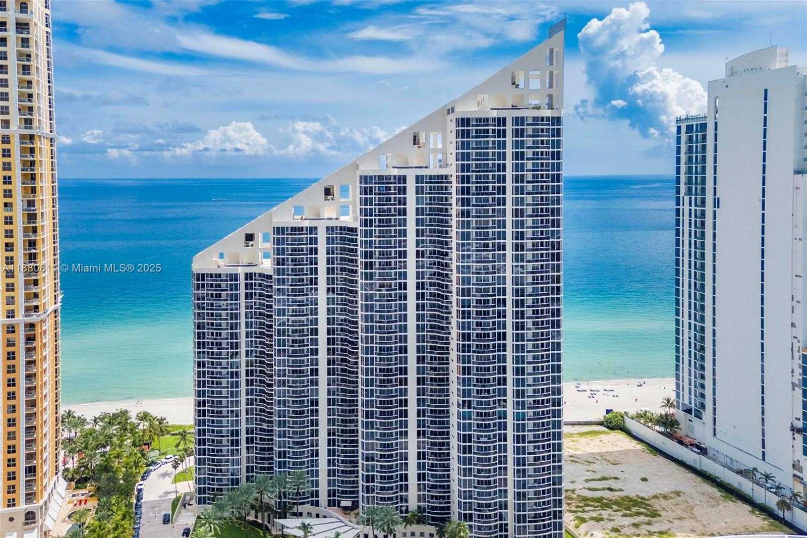 Small Image of 17555 COLLINS AVE #UP-7, Sunny Isles Beach Number 63