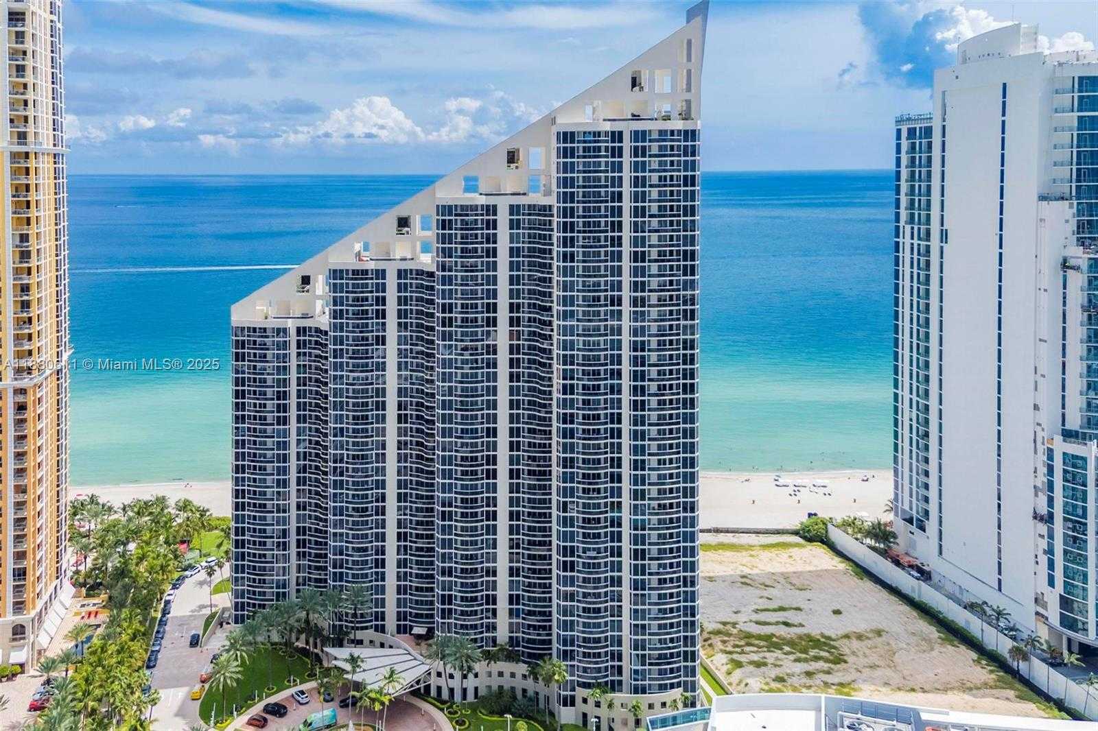 Small Image of 17555 COLLINS AVE #UP-7, Sunny Isles Beach Number 65