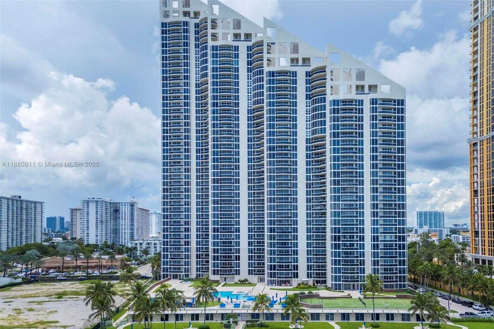 Small Image of 17555 COLLINS AVE #UP-7, Sunny Isles Beach Number 68