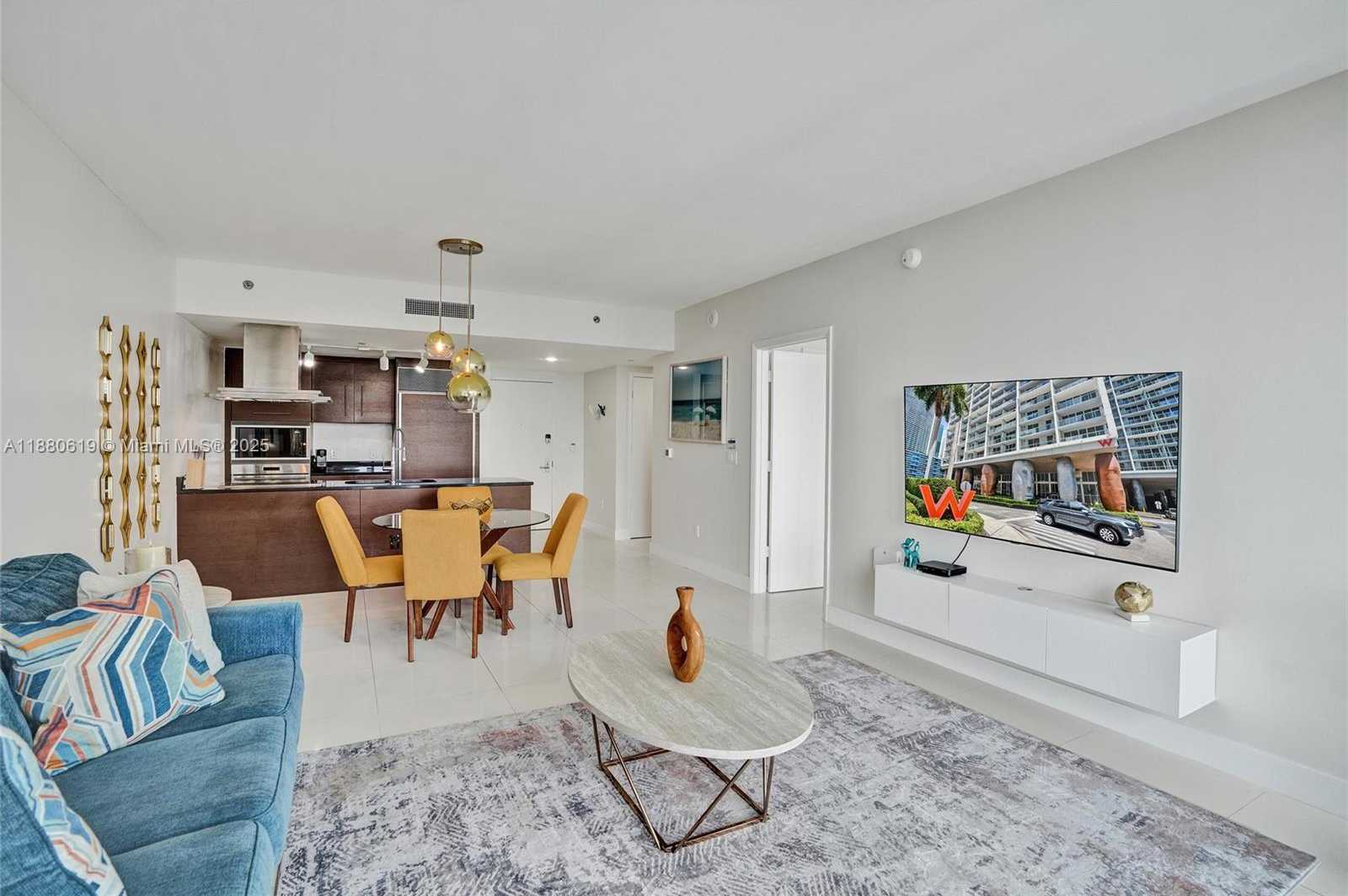 Small Image of 485 BRICKELL AVE #4207, Miami Number 2