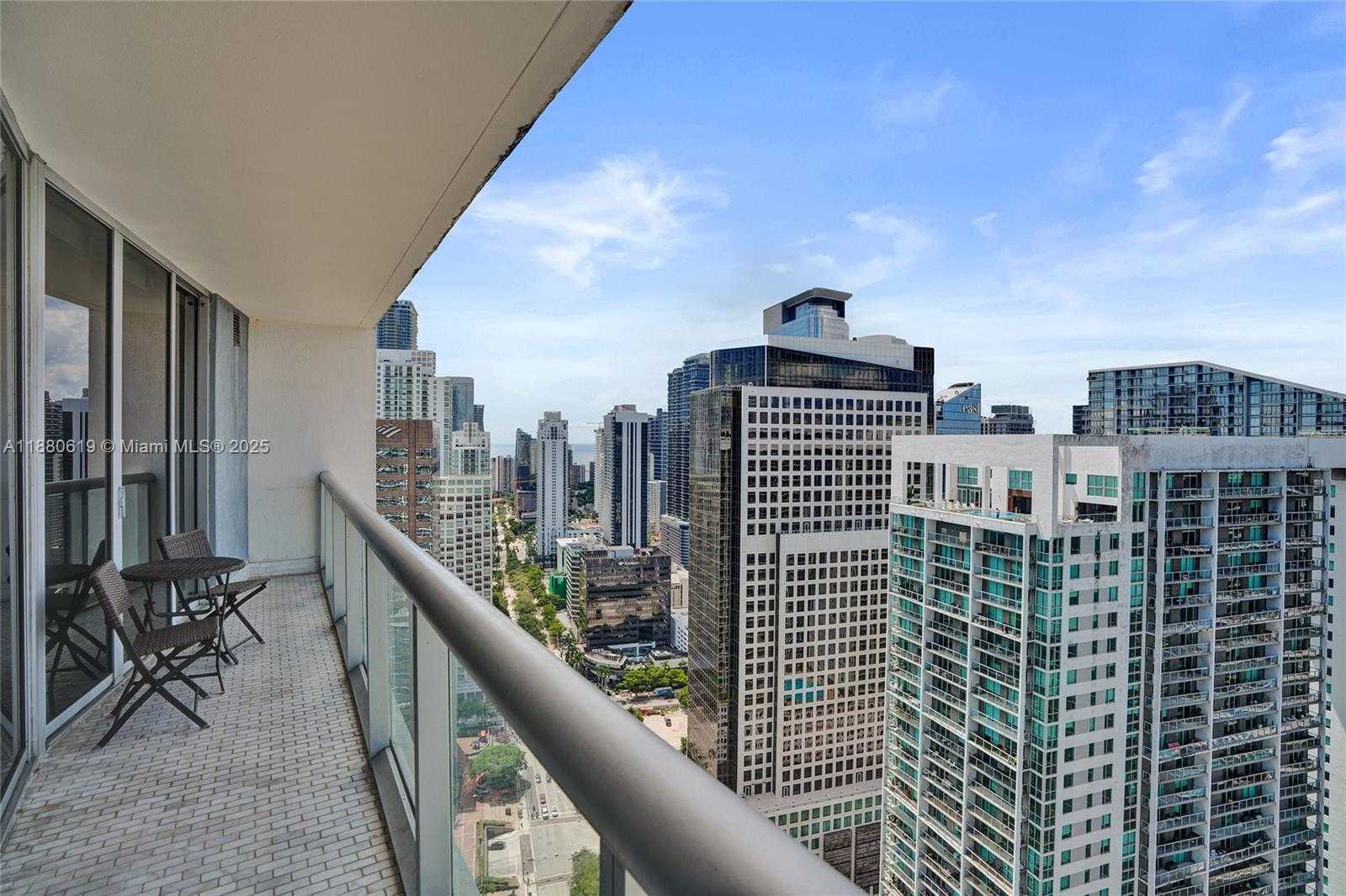 Small Image of 485 BRICKELL AVE #4207, Miami Number 22