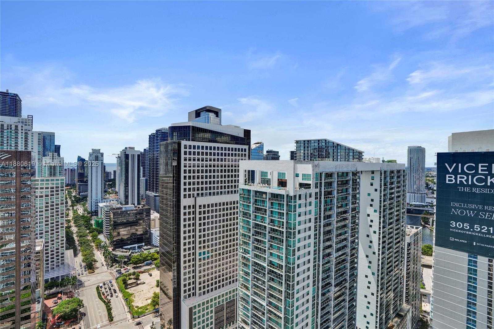 Small Image of 485 BRICKELL AVE #4207, Miami Number 23