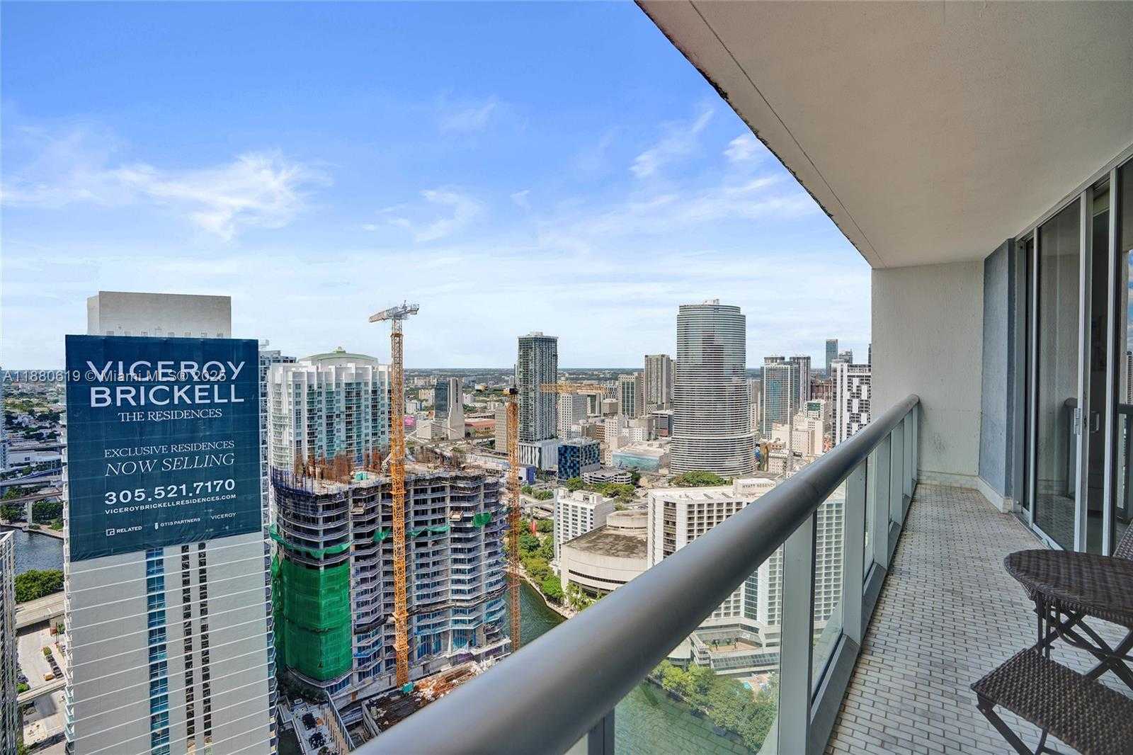 Small Image of 485 BRICKELL AVE #4207, Miami Number 24