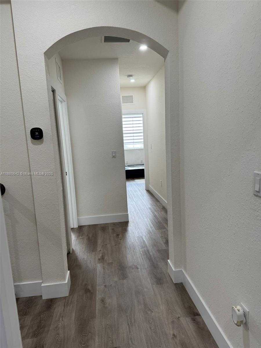 Small Image of 12453 SOUTH WEST 125TH TER, Miami Number 18