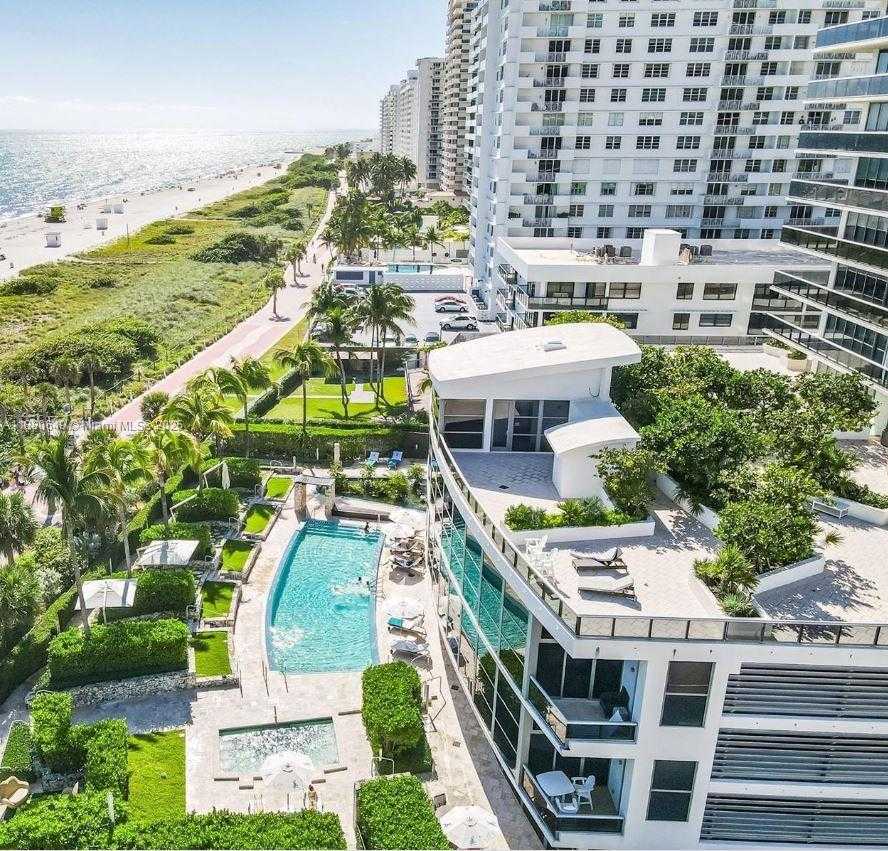 Small Image of 5875 COLLINS AVE #807, Miami Beach Number 14