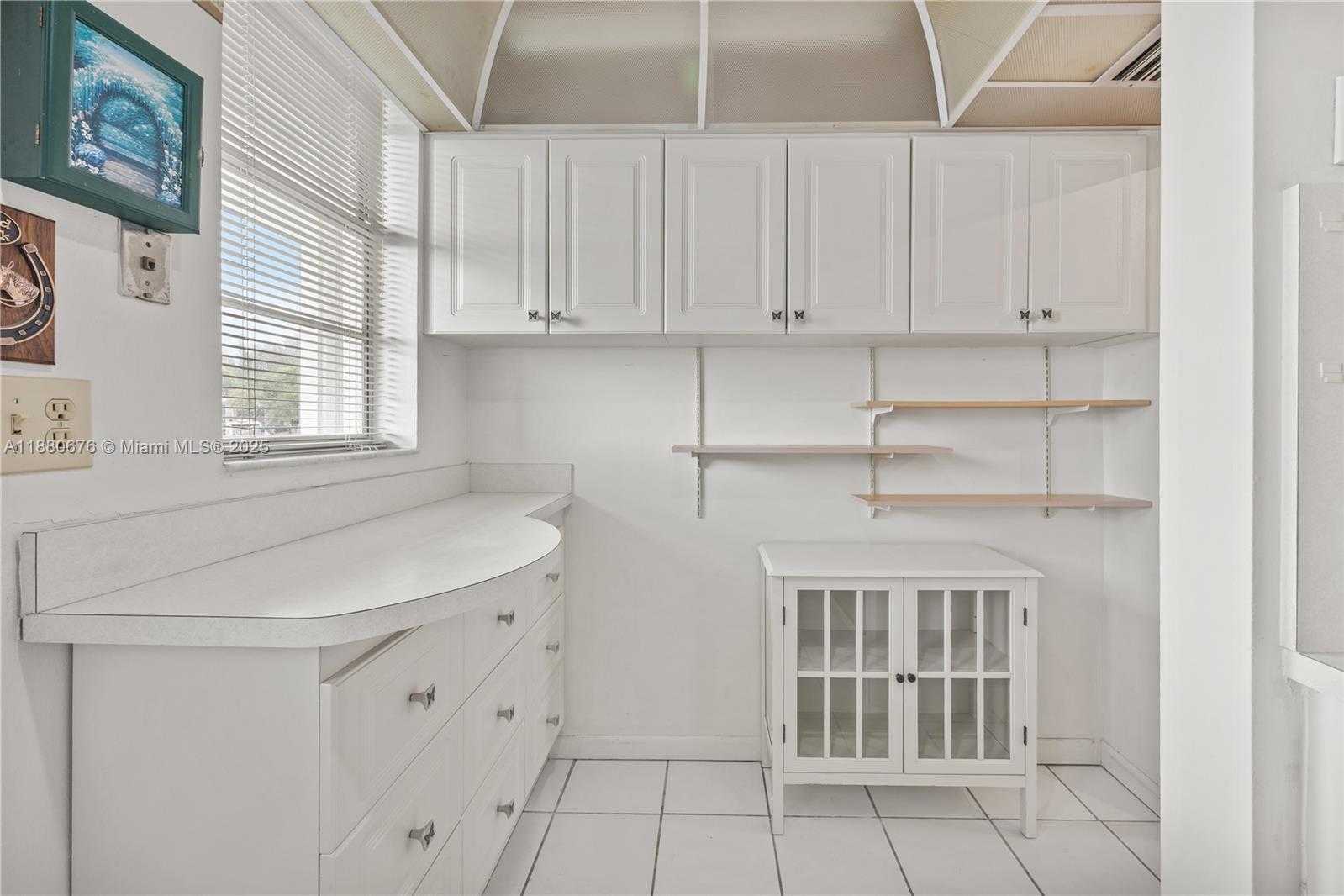 Small Image of 2903 POINT EAST DR #K111, Aventura Number 14