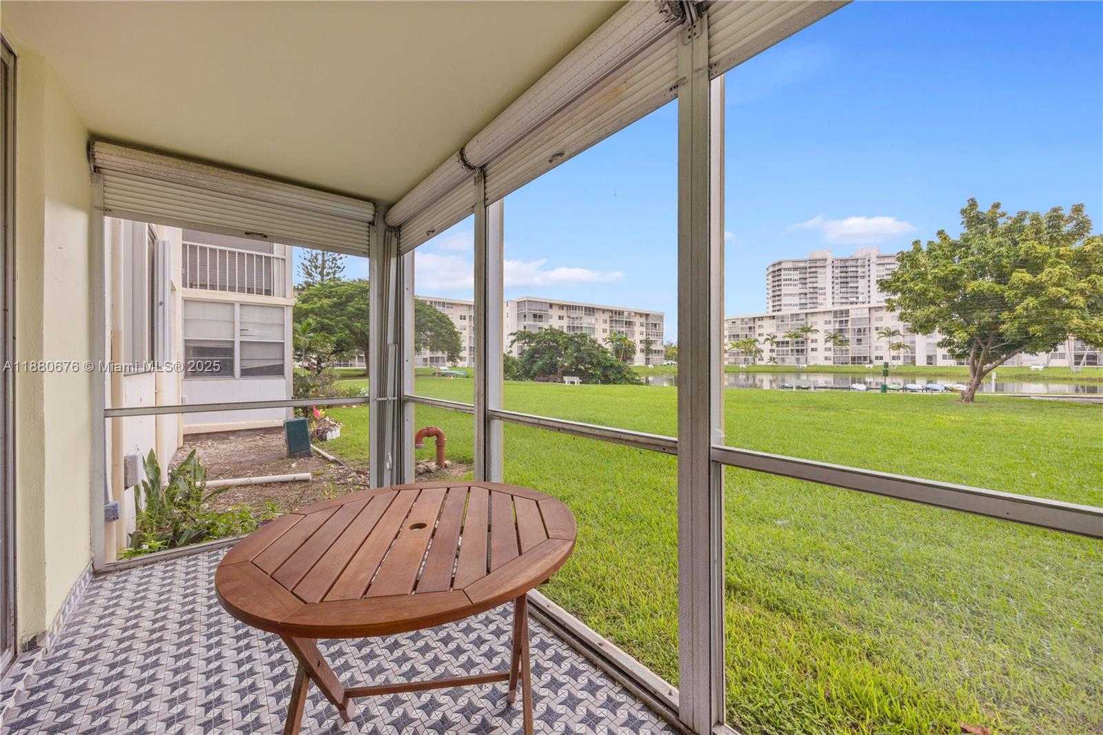 Small Image of 2903 POINT EAST DR #K111, Aventura Number 16