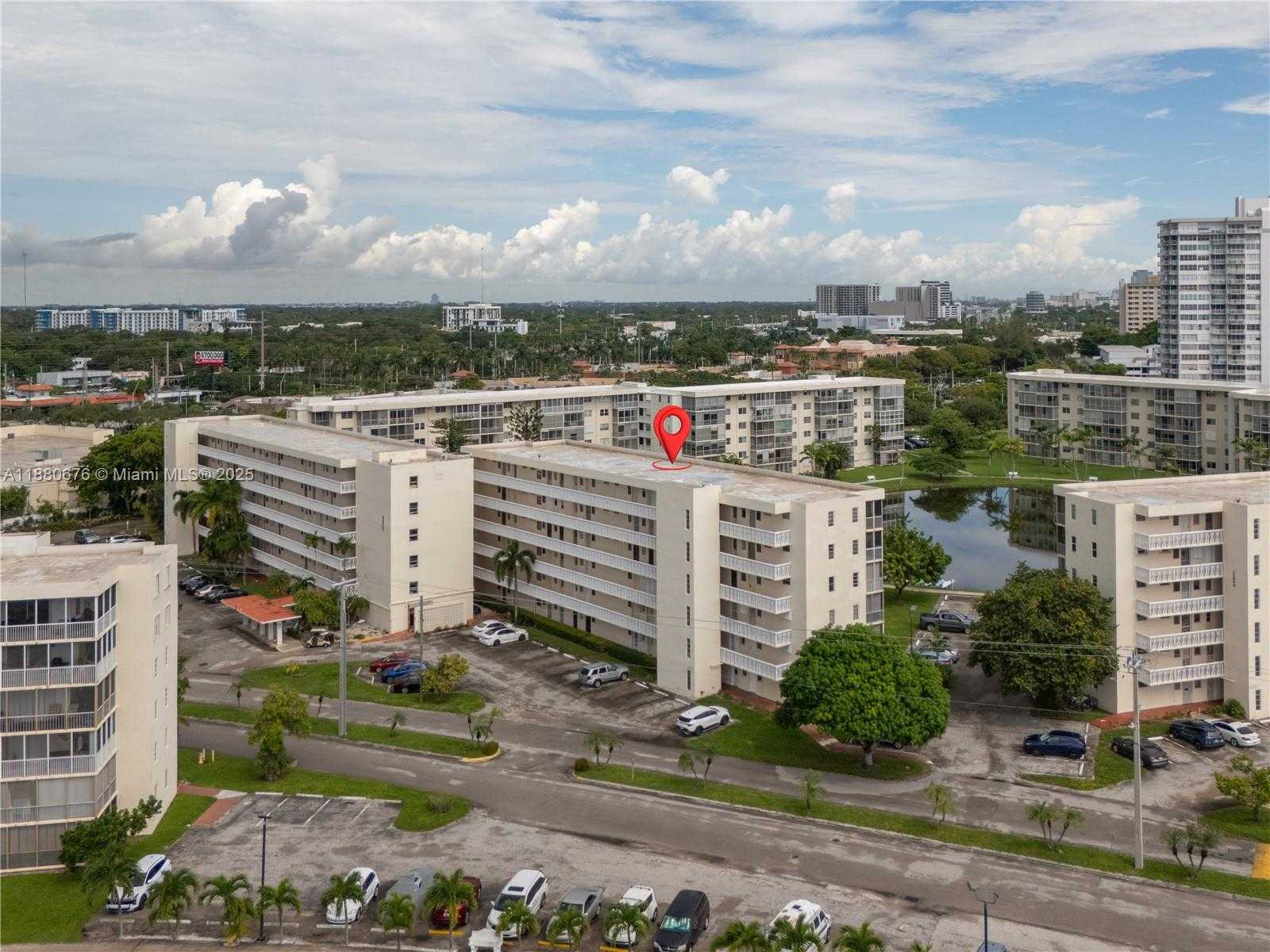 Small Image of 2903 POINT EAST DR #K111, Aventura Number 26