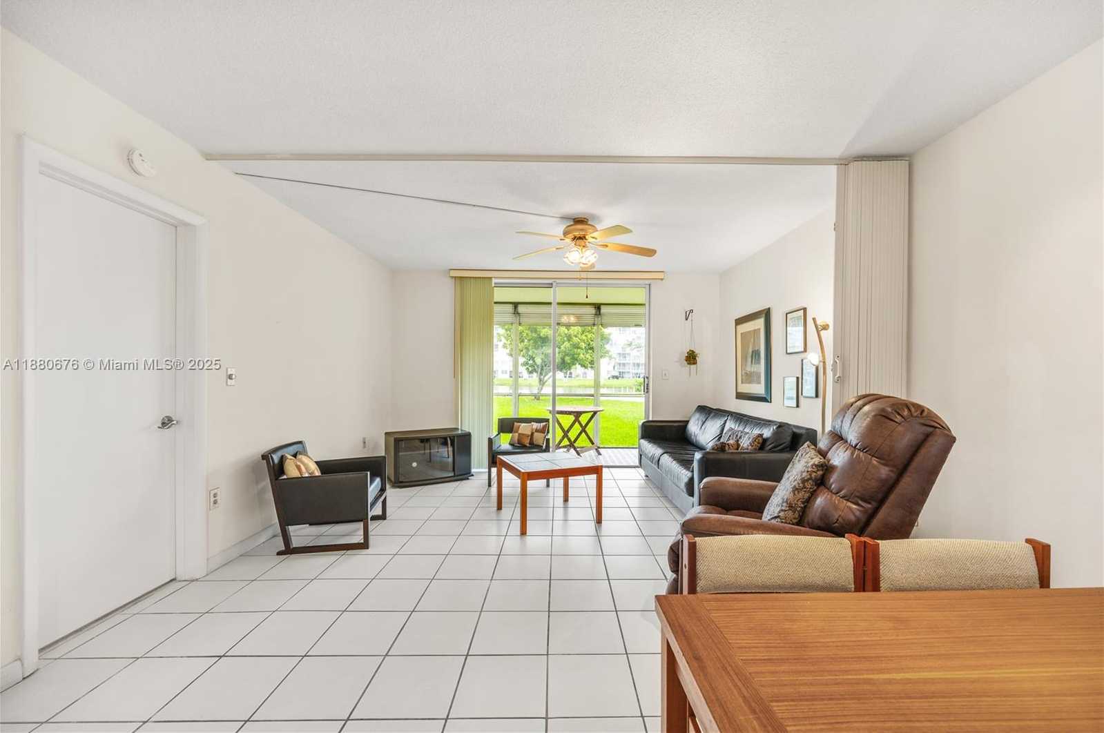 Small Image of 2903 POINT EAST DR #K111, Aventura Number 3