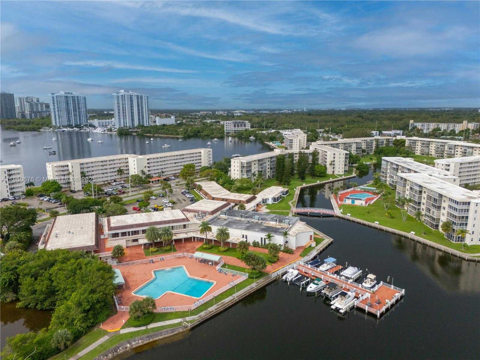Small Image of 2903 POINT EAST DR #K111, Aventura Number 36
