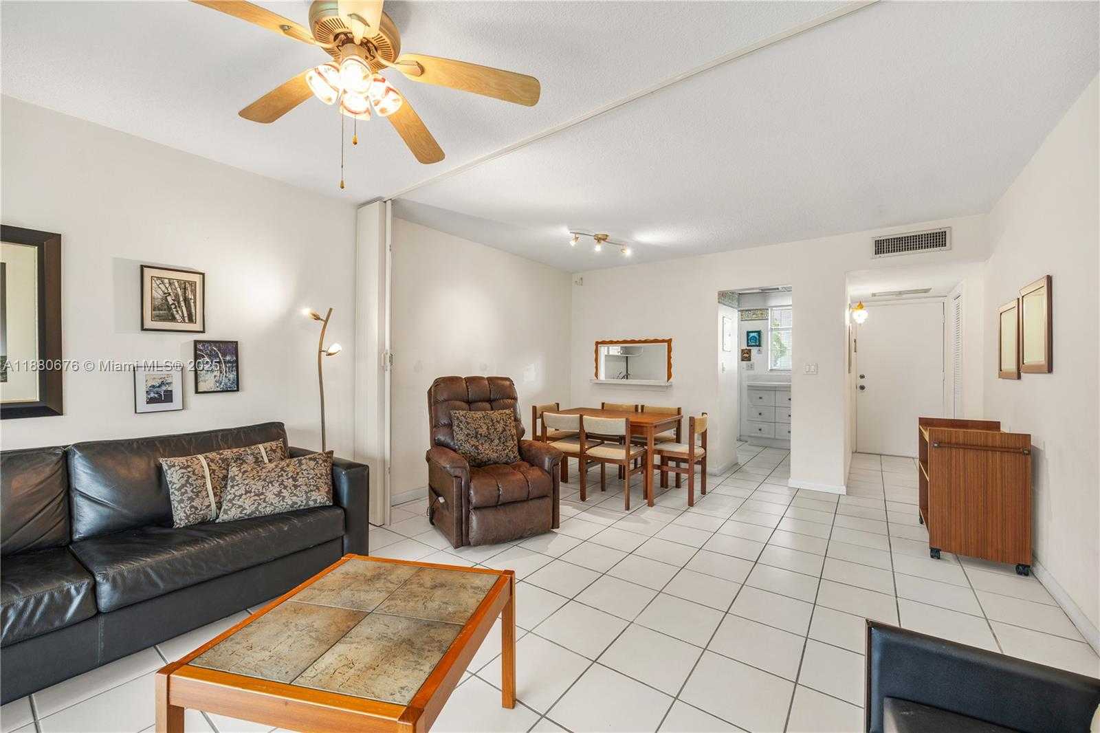 Small Image of 2903 POINT EAST DR #K111, Aventura Number 7