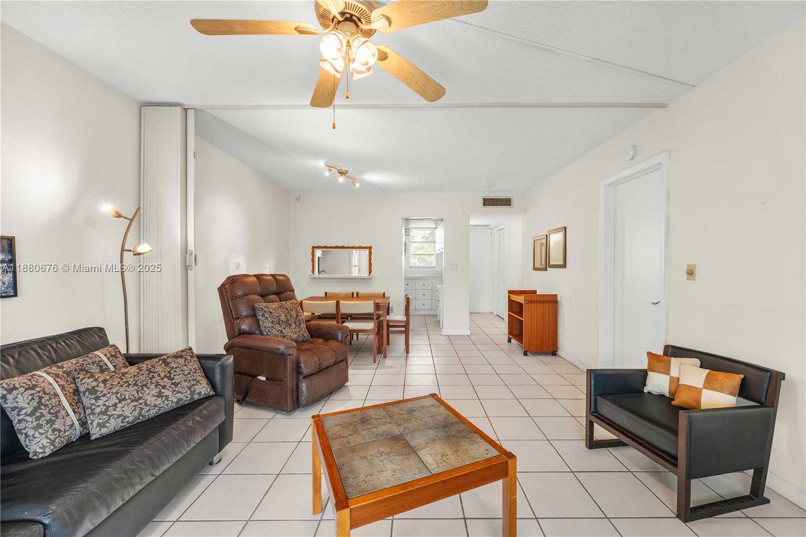 Small Image of 2903 POINT EAST DR #K111, Aventura Number 9