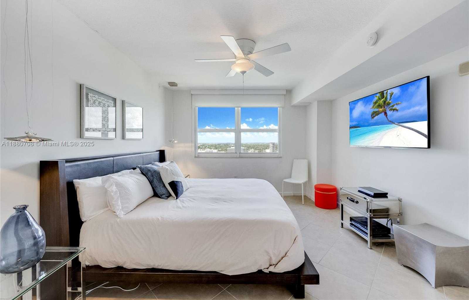 Small Image of 19501 WEST COUNTRY CLUB DR #2412, Aventura Number 12
