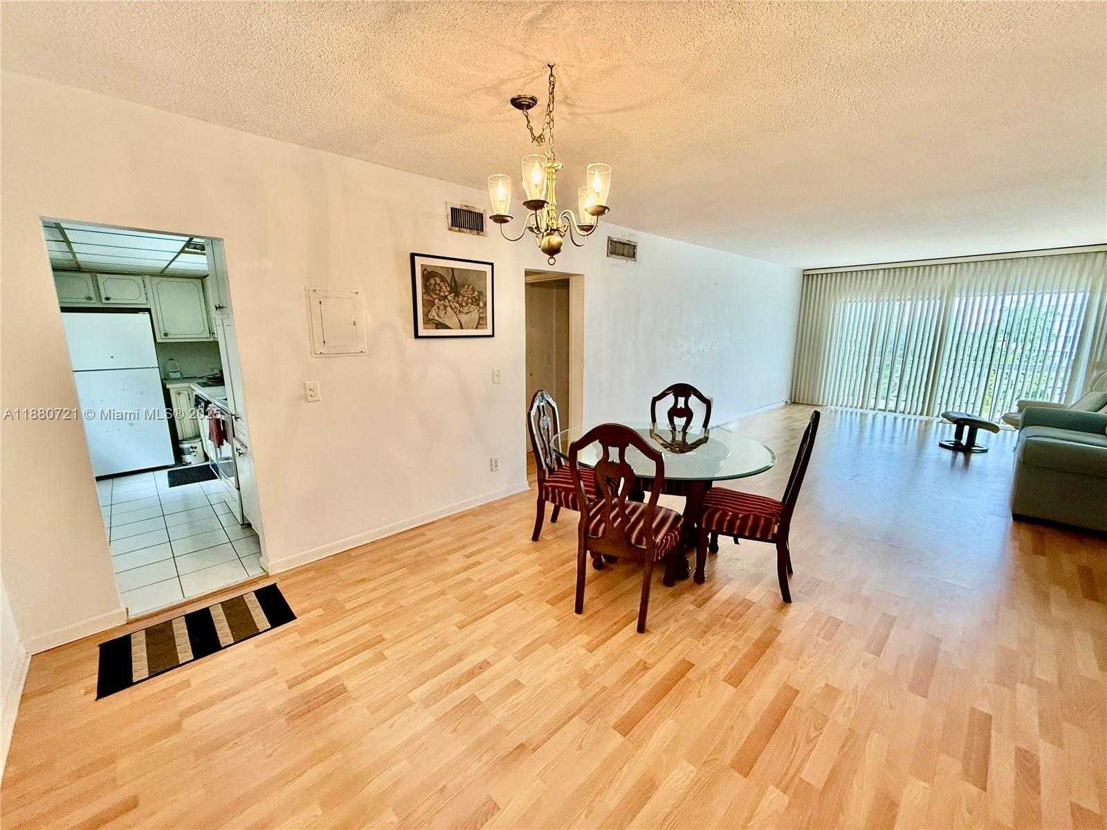 Small Image of 9700 EAST BAY HARBOR DR #406, Bay Harbor Islands Number 10