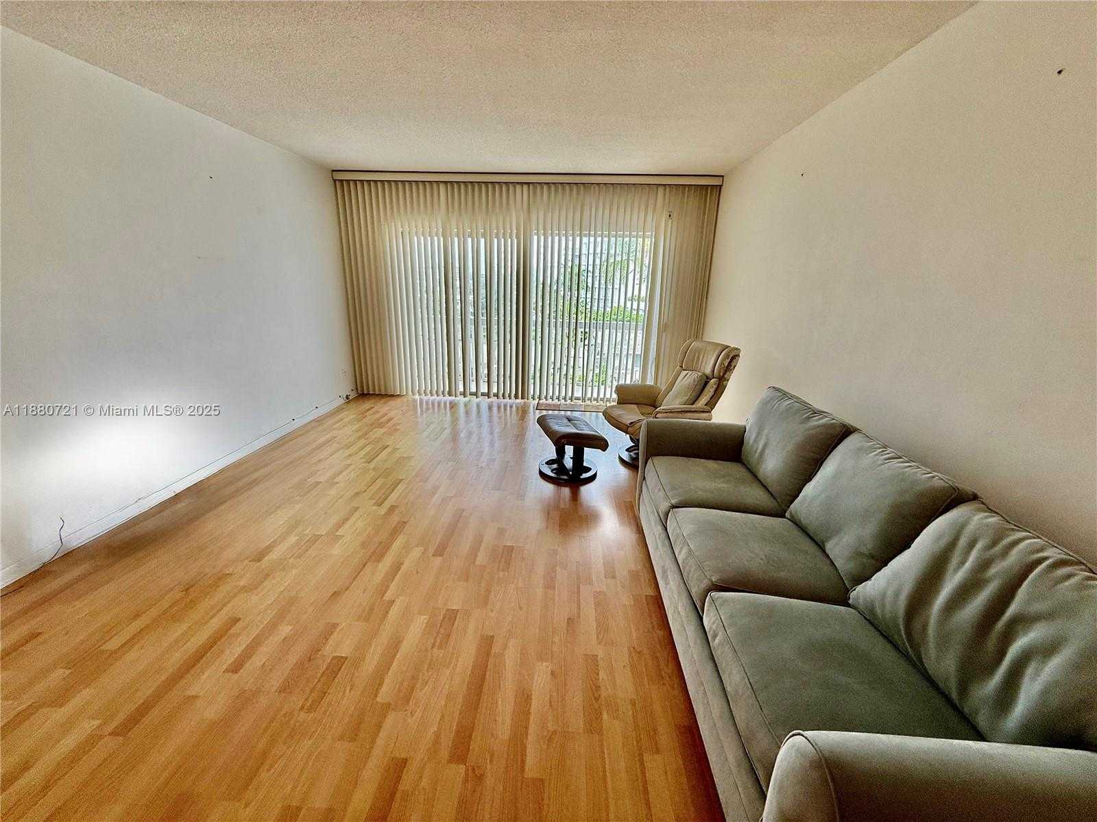 Small Image of 9700 EAST BAY HARBOR DR #406, Bay Harbor Islands Number 12