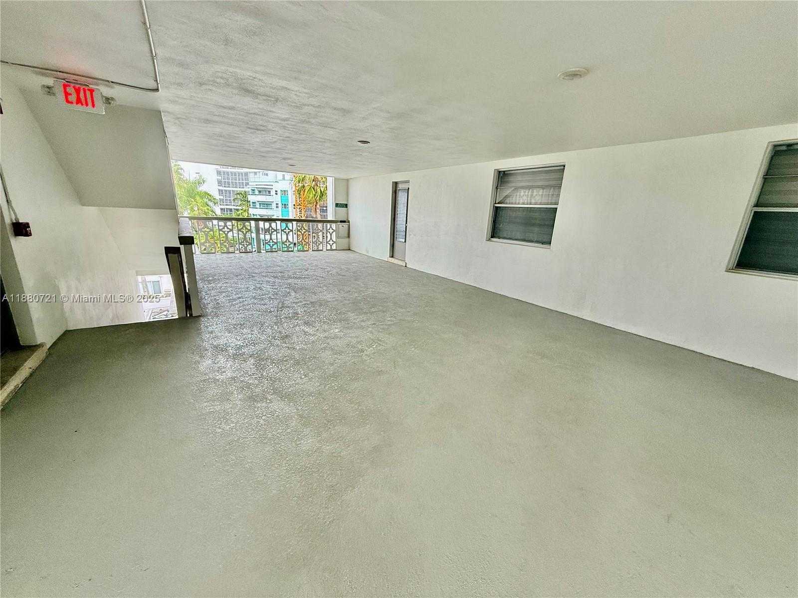 Small Image of 9700 EAST BAY HARBOR DR #406, Bay Harbor Islands Number 32