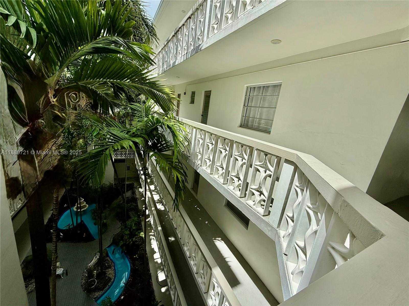 Small Image of 9700 EAST BAY HARBOR DR #406, Bay Harbor Islands Number 6