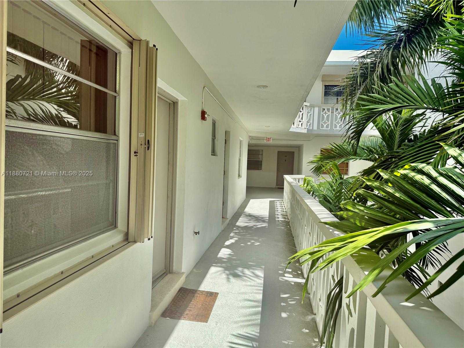 Small Image of 9700 EAST BAY HARBOR DR #406, Bay Harbor Islands Number 7