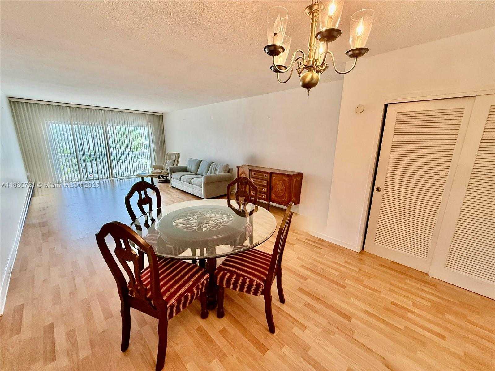 Small Image of 9700 EAST BAY HARBOR DR #406, Bay Harbor Islands Number 8