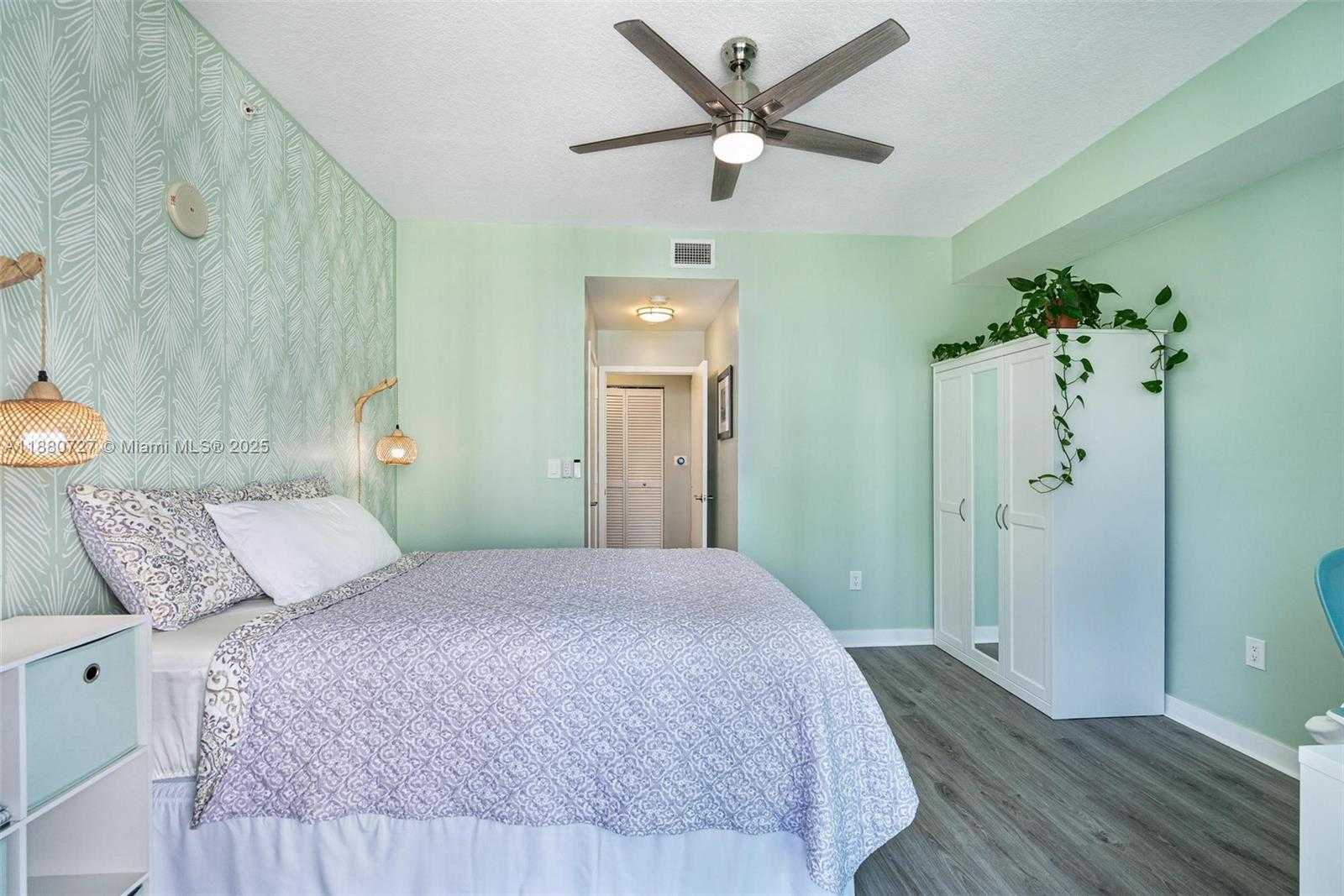 Small Image of 1111 SOUTH WEST 1ST AVE #2721-N, Miami Number 13