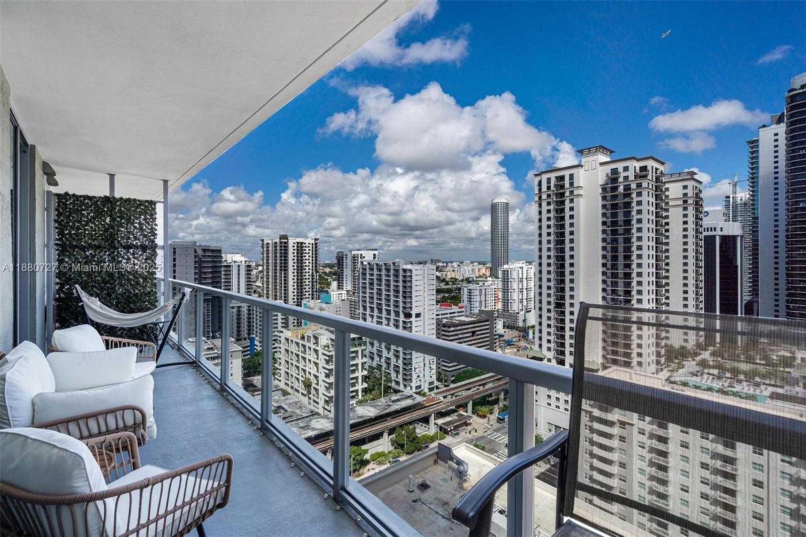 Small Image of 1111 SOUTH WEST 1ST AVE #2721-N, Miami Number 16
