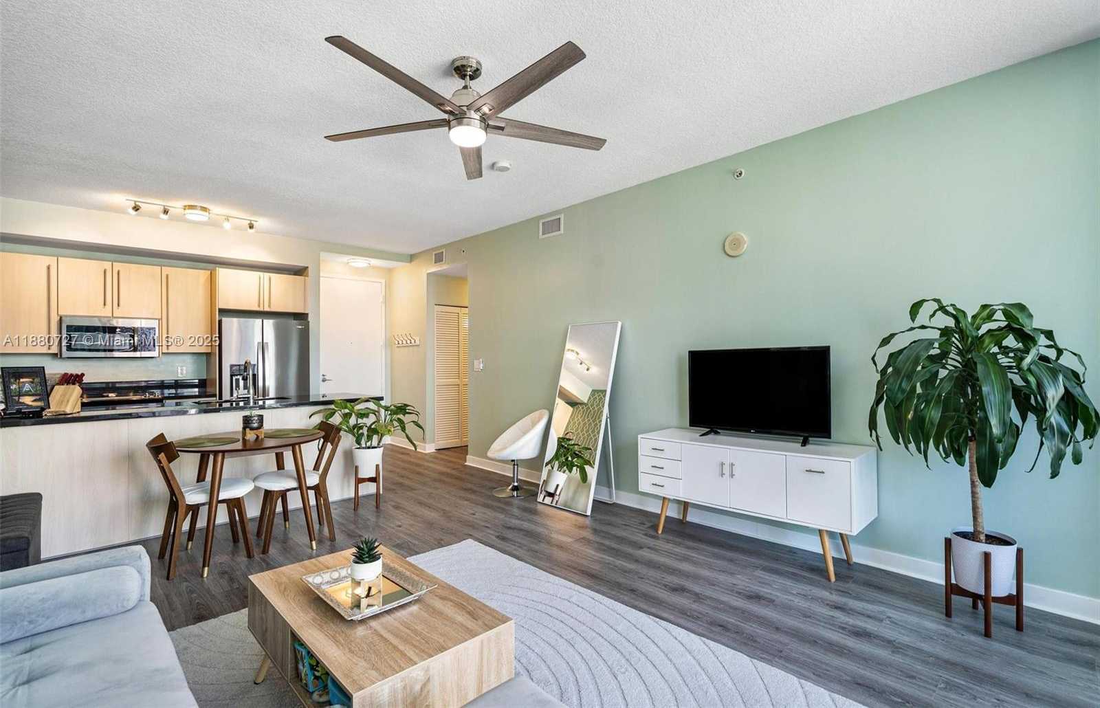 Small Image of 1111 SOUTH WEST 1ST AVE #2721-N, Miami Number 2