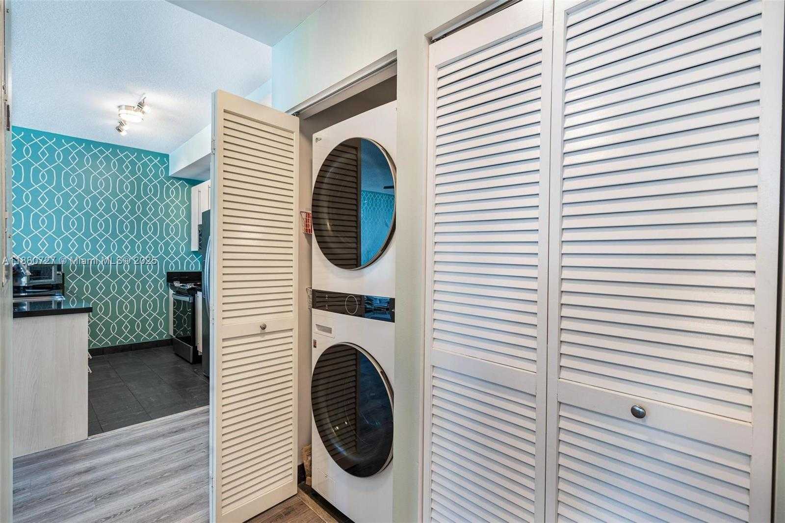 Small Image of 1111 SOUTH WEST 1ST AVE #2721-N, Miami Number 22
