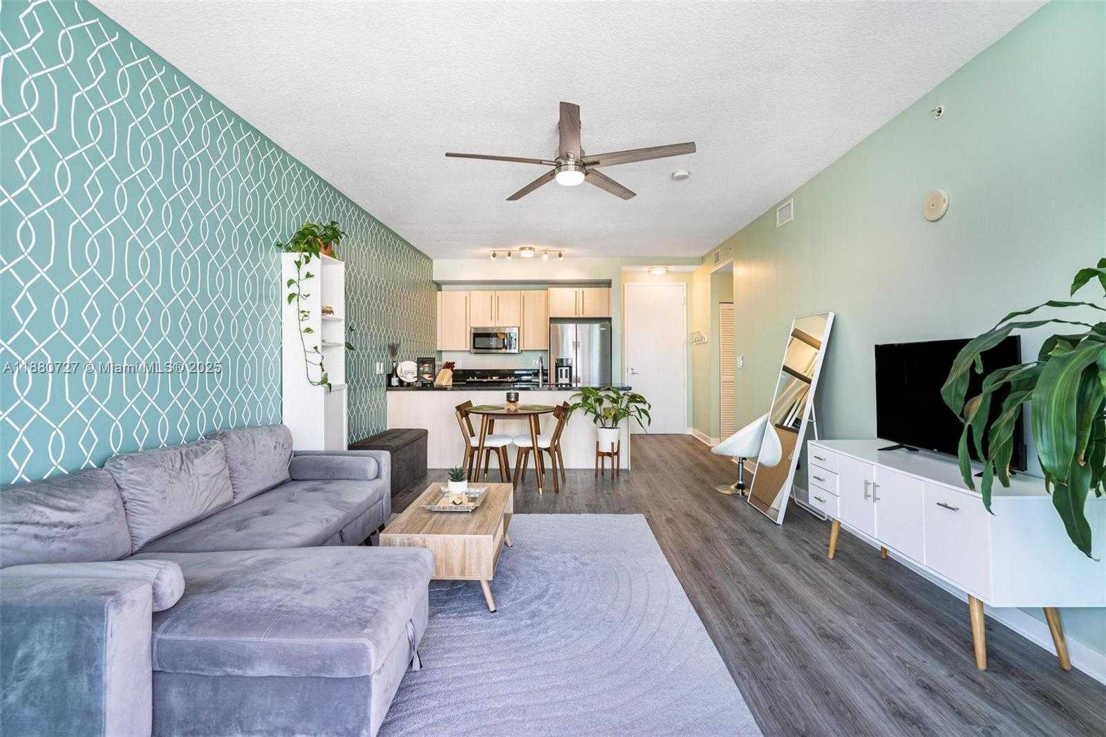 Small Image of 1111 SOUTH WEST 1ST AVE #2721-N, Miami Number 3