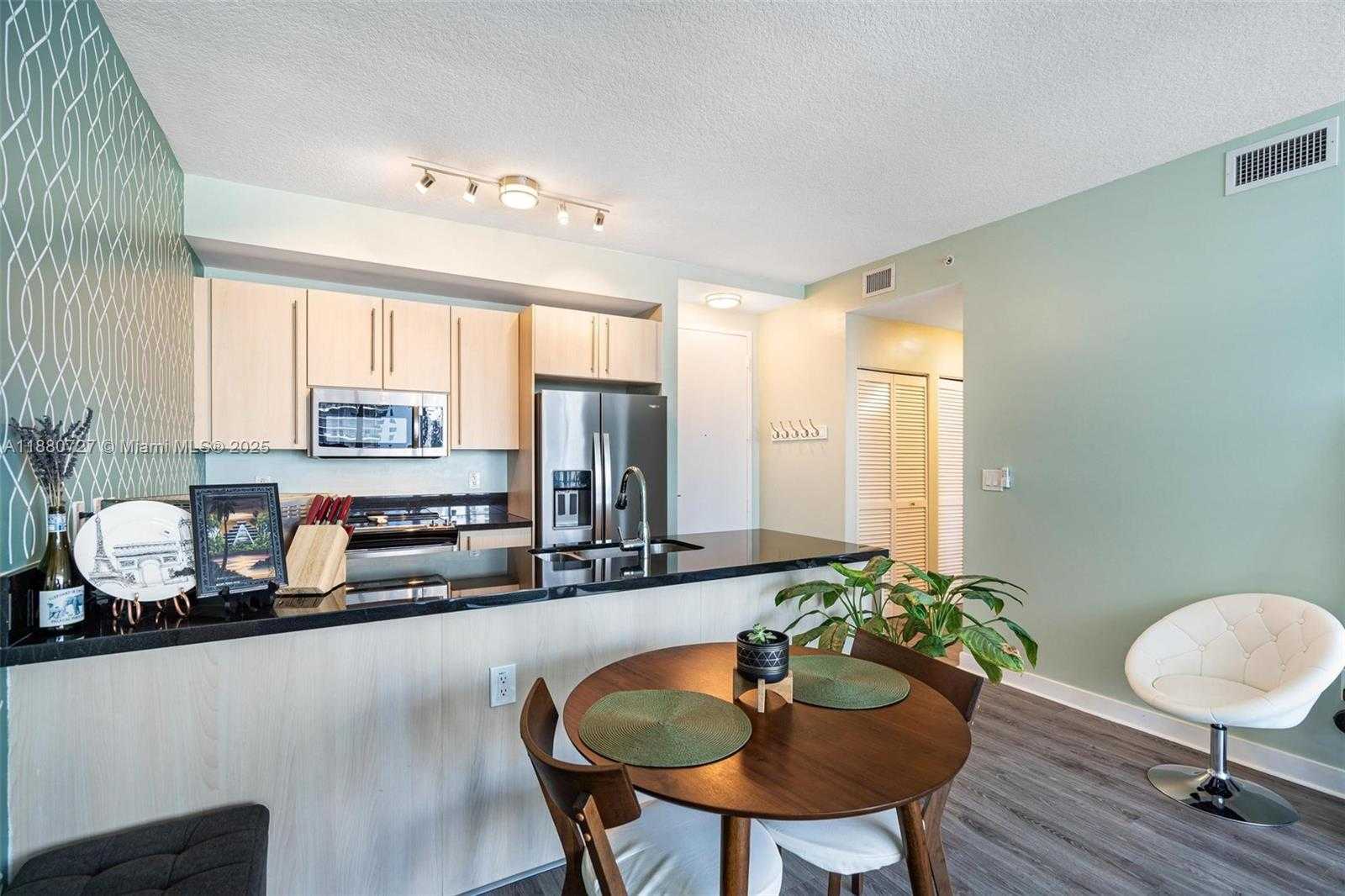 Small Image of 1111 SOUTH WEST 1ST AVE #2721-N, Miami Number 9