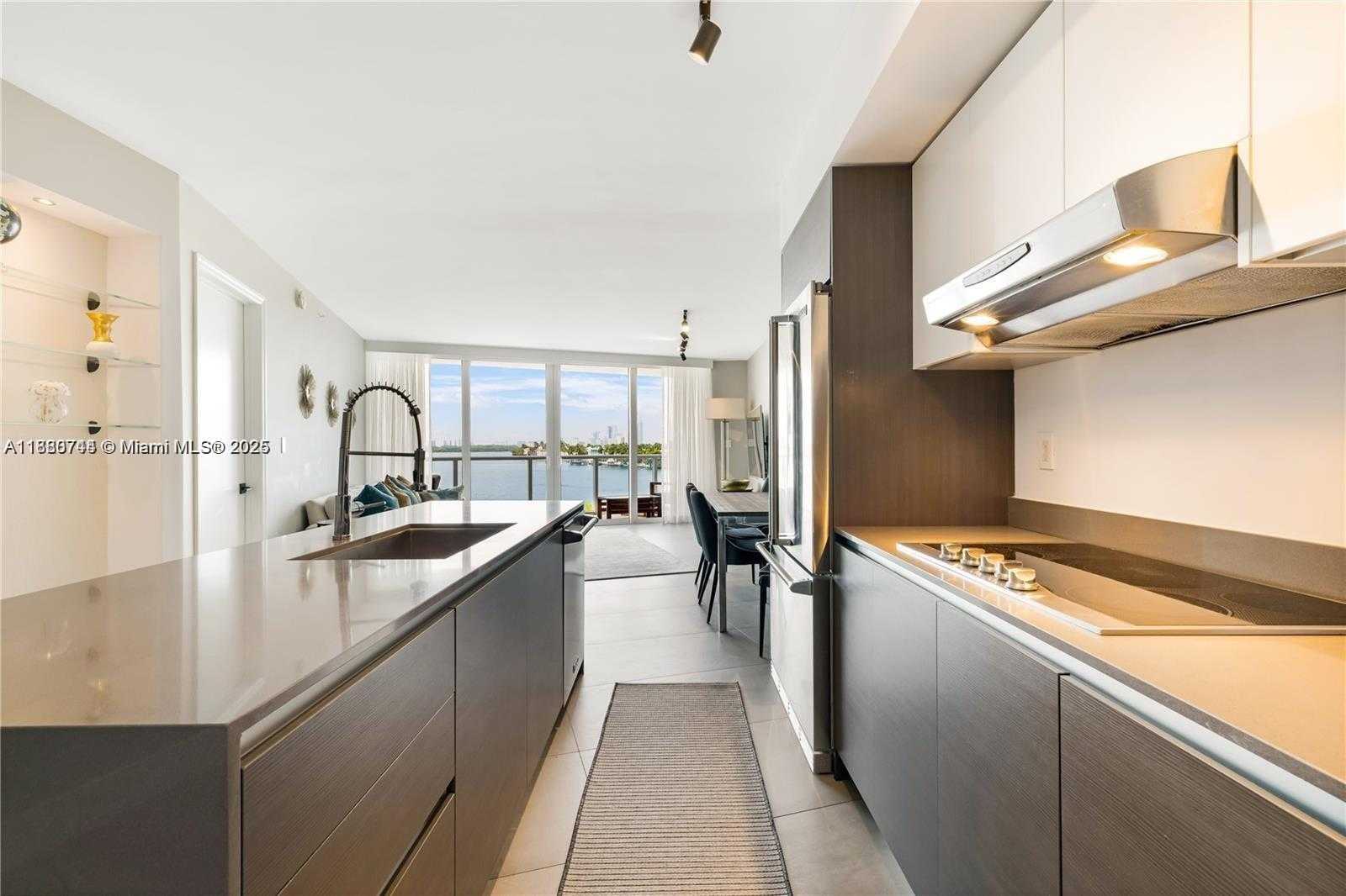 Small Image of 9821 EAST BAY HARBOR DR #503, Bay Harbor Islands Number 16