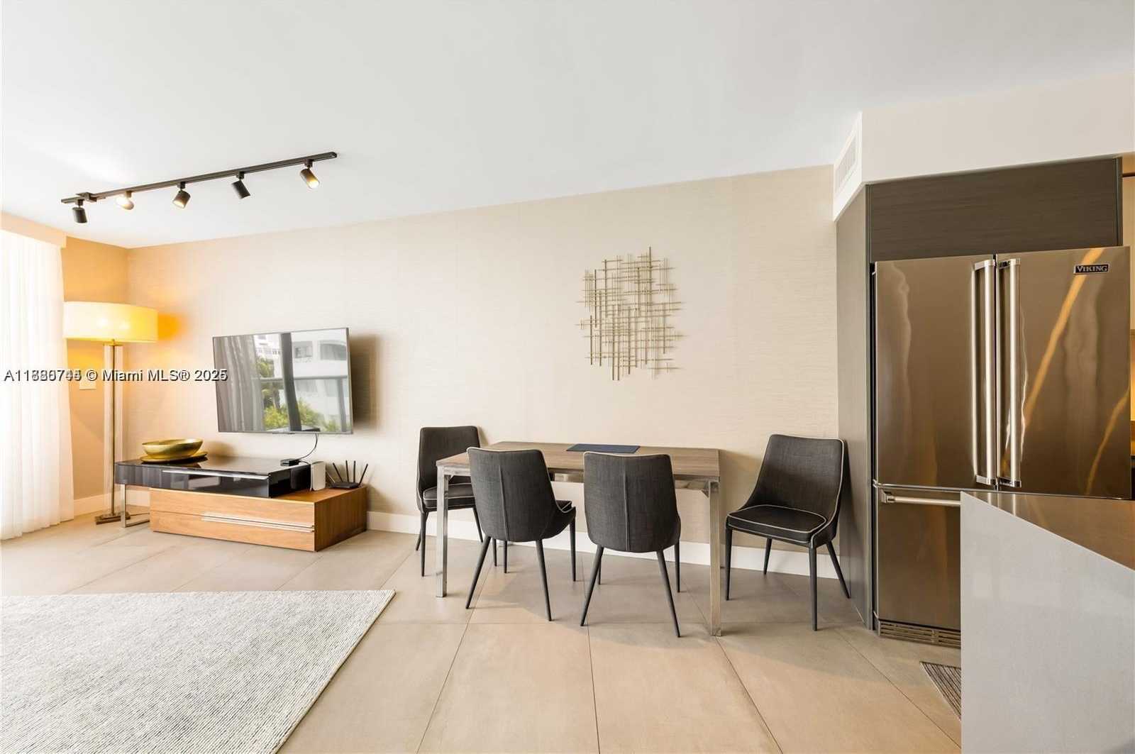 Small Image of 9821 EAST BAY HARBOR DR #503, Bay Harbor Islands Number 22
