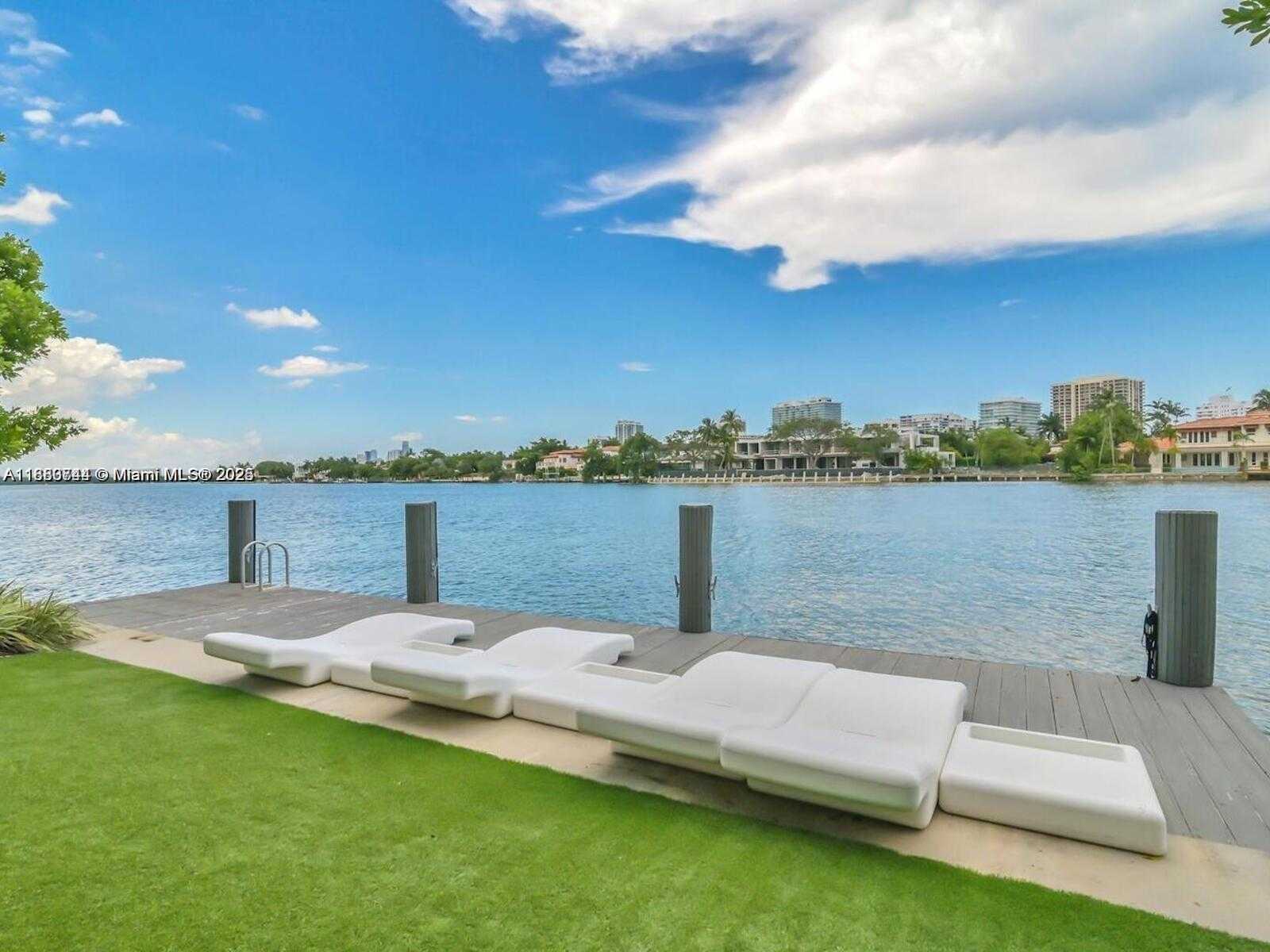 Small Image of 9821 EAST BAY HARBOR DR #503, Bay Harbor Islands Number 39