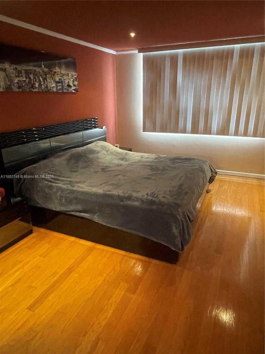 Small Image of 2851 NORTH EAST 183RD ST #906E, Aventura Number 26