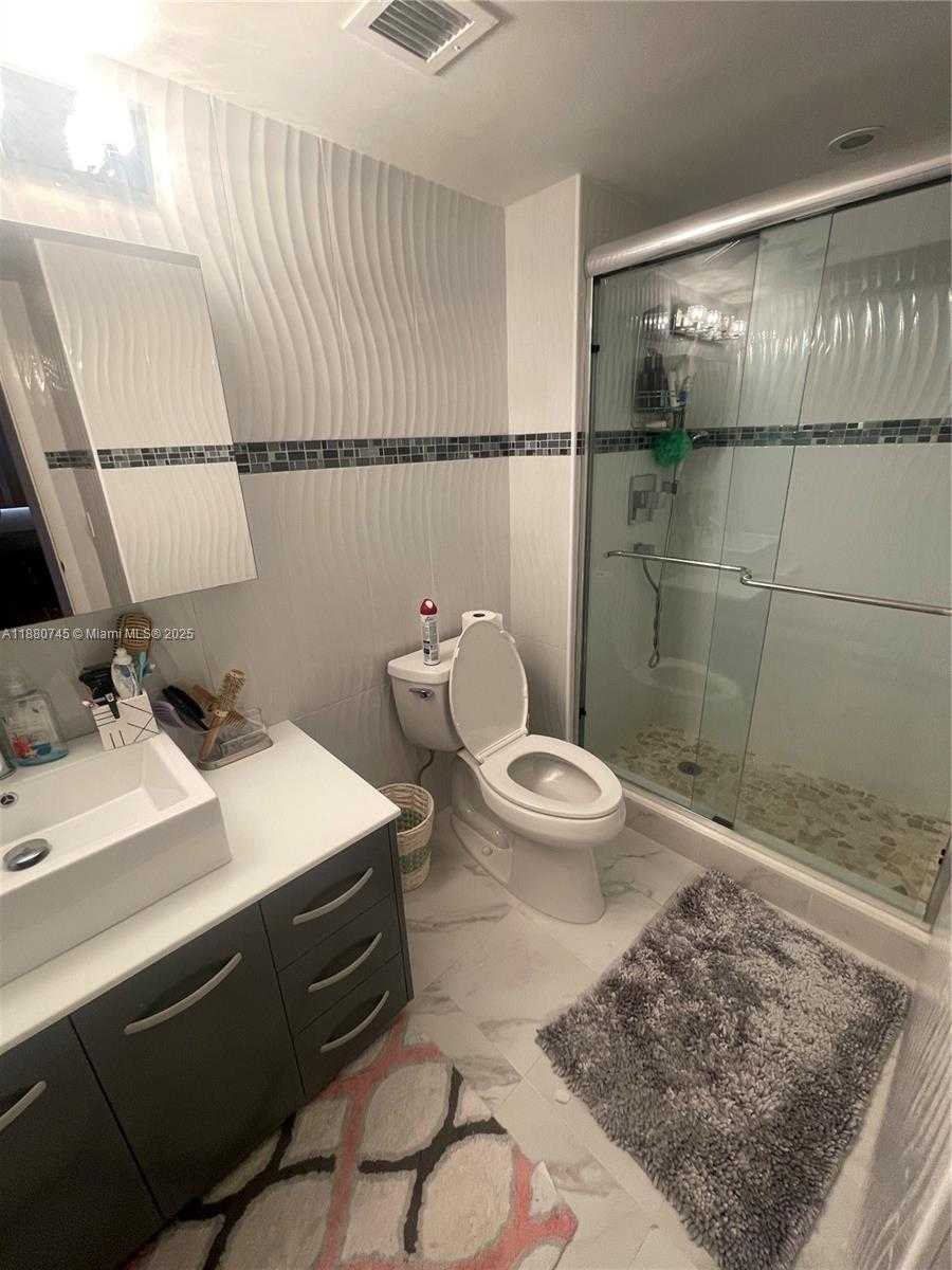 Small Image of 2851 NORTH EAST 183RD ST #906E, Aventura Number 28