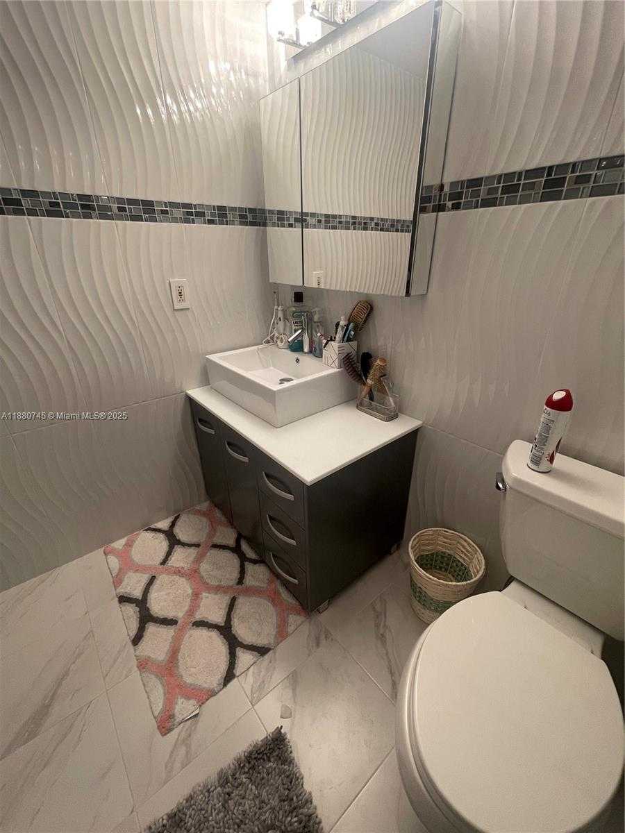 Small Image of 2851 NORTH EAST 183RD ST #906E, Aventura Number 29