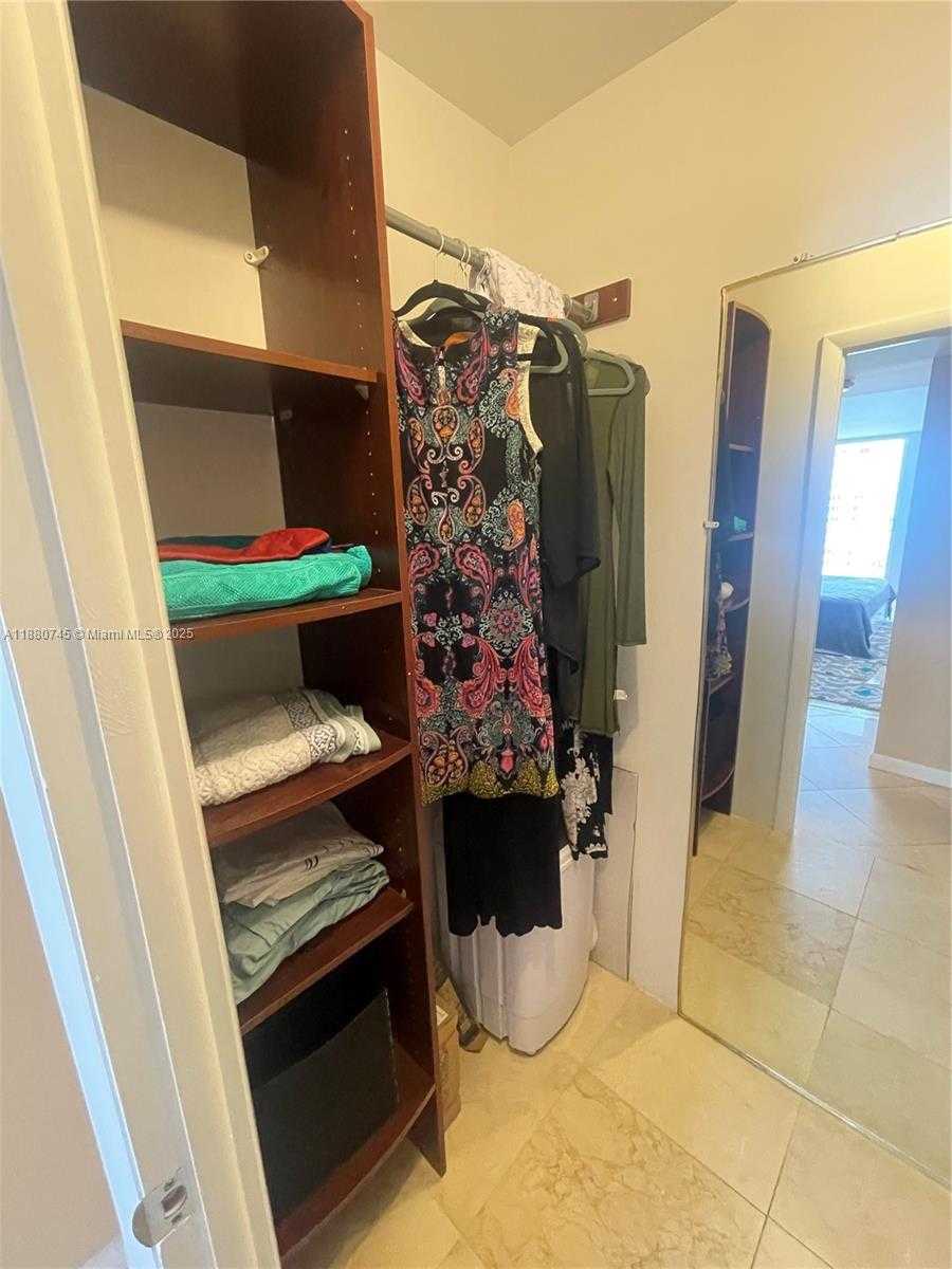 Small Image of 2851 NORTH EAST 183RD ST #906E, Aventura Number 31