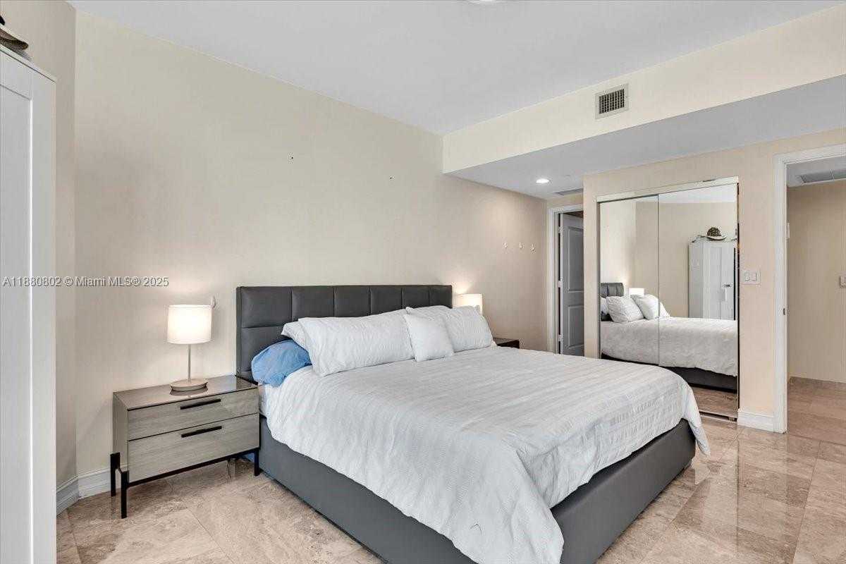 Small Image of 3101 SOUTH OCEAN DR #2307, Hollywood Number 51