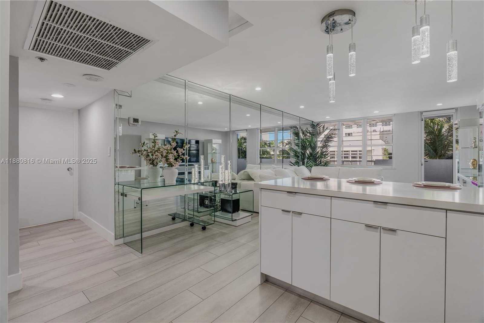 Small Image of 100 LINCOLN RD #323, Miami Beach Number 17