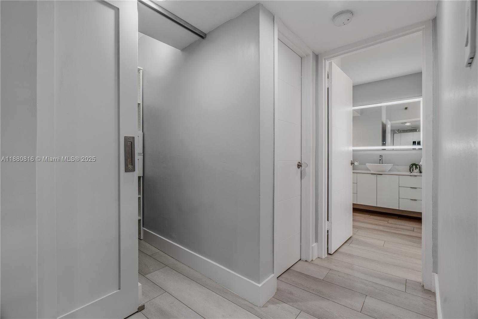 Small Image of 100 LINCOLN RD #323, Miami Beach Number 18