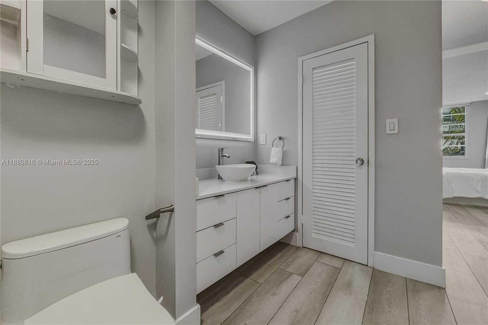 Small Image of 100 LINCOLN RD #323, Miami Beach Number 22