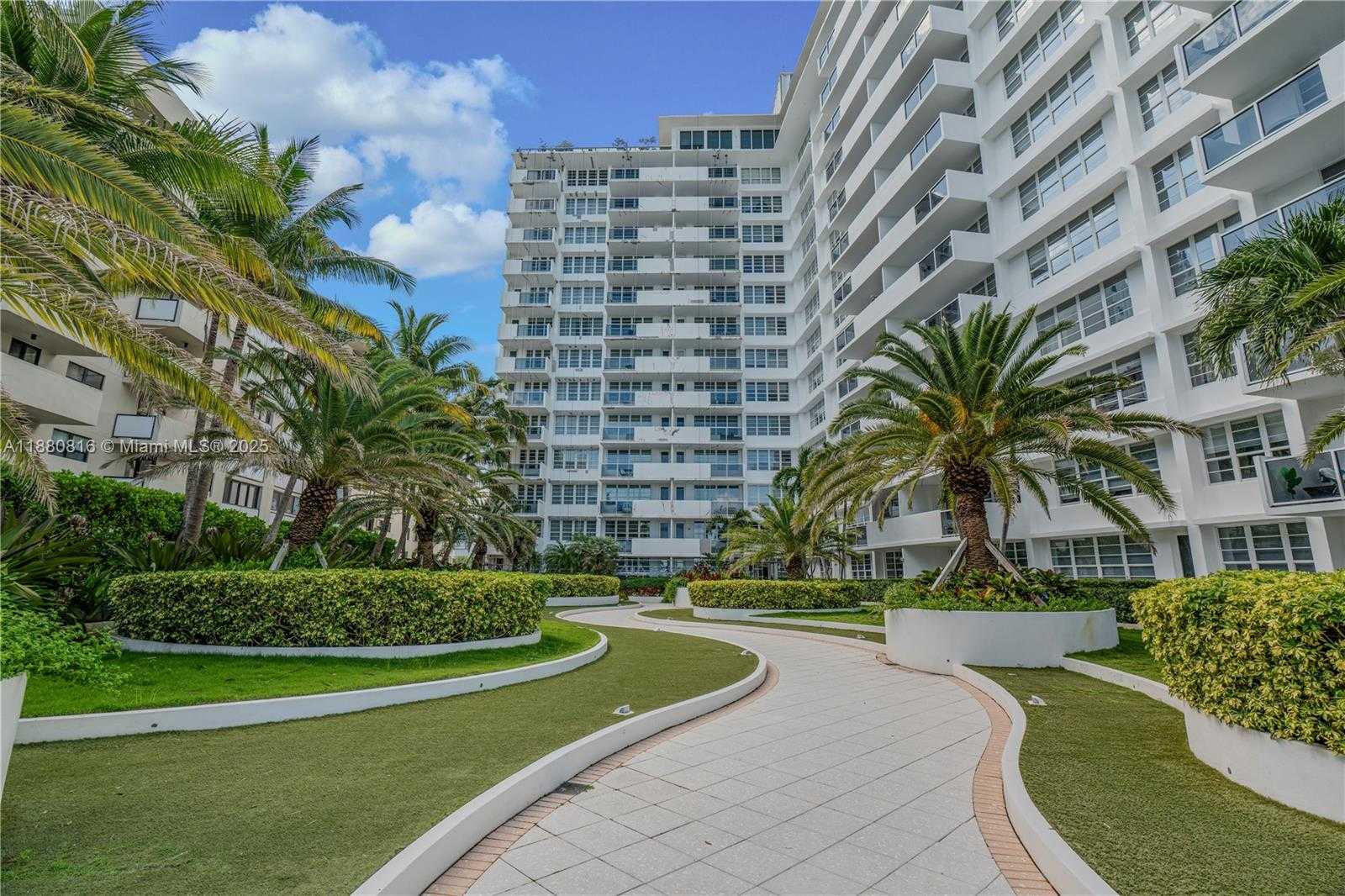 Small Image of 100 LINCOLN RD #323, Miami Beach Number 36